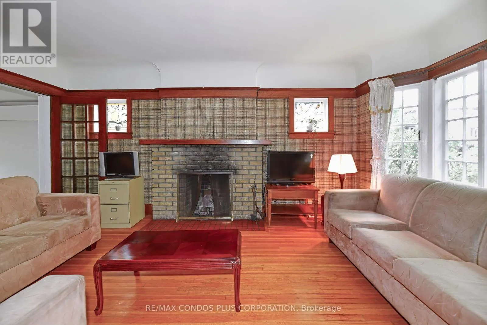 47 REGAL ROAD