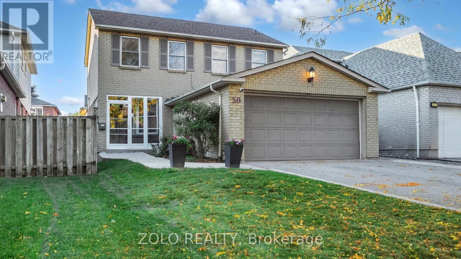 50 LACEWOOD CRESCENT