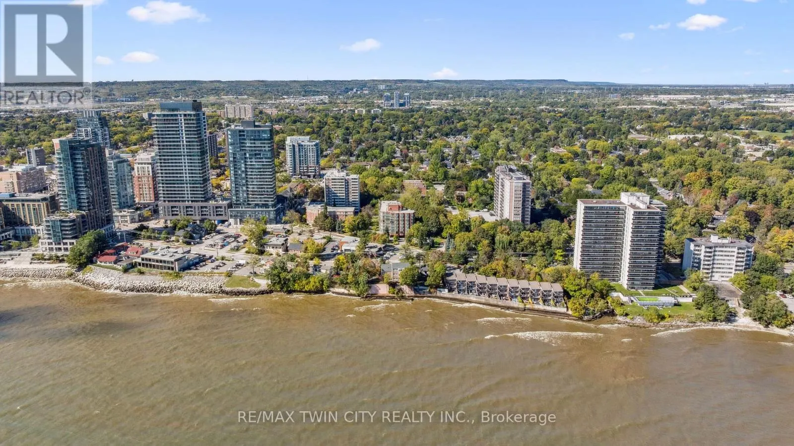401 - 2121 LAKESHORE ROAD