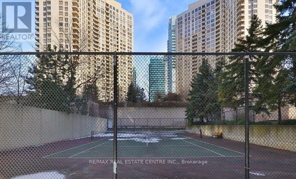 702 - 335 WEBB DRIVE