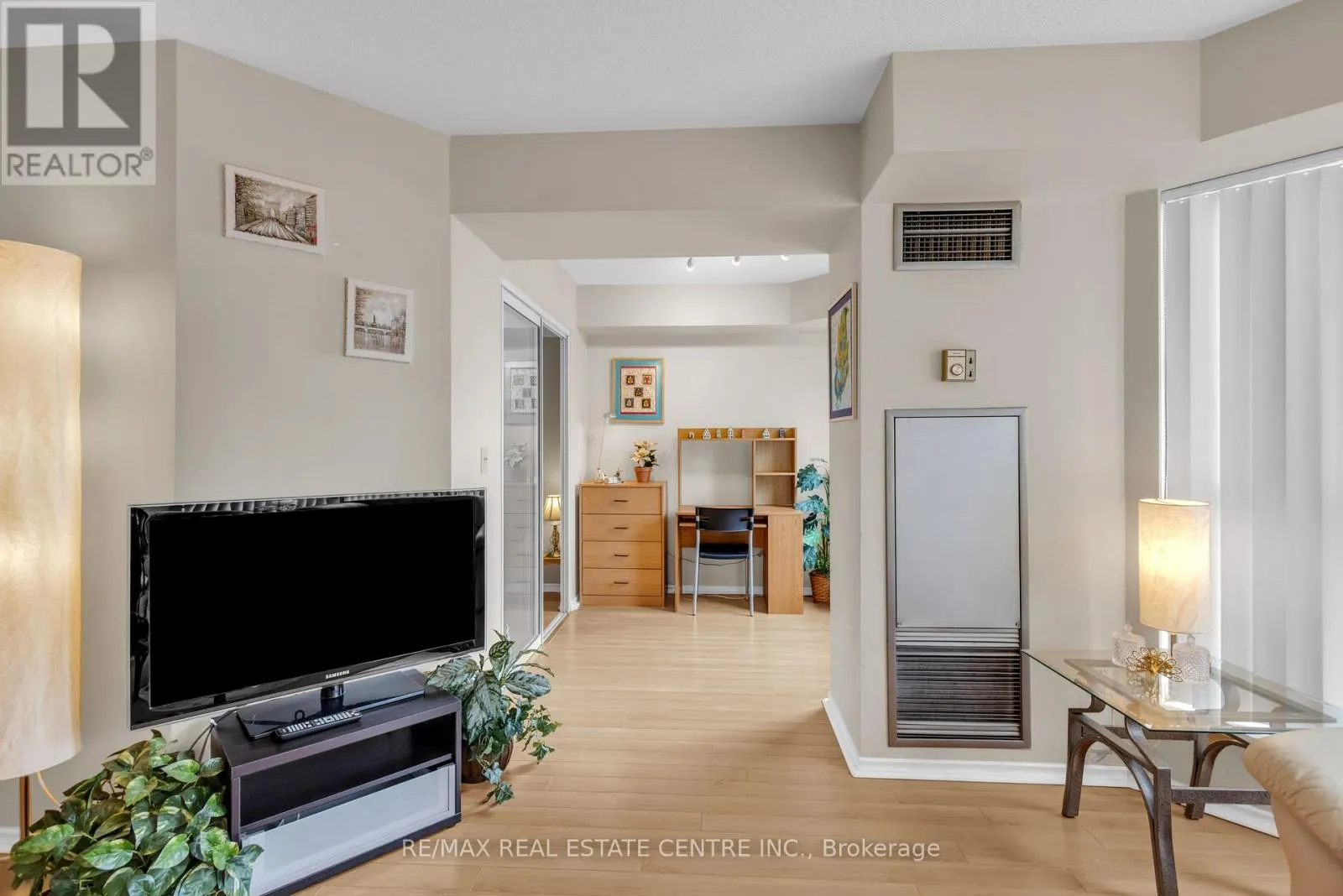 702 - 335 WEBB DRIVE