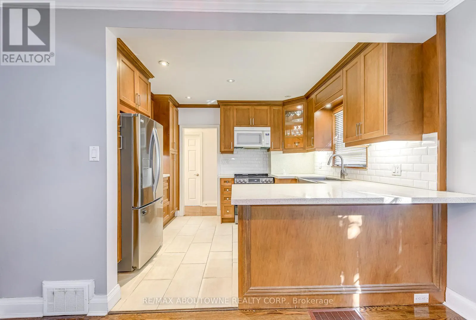3 GLENN MURRAY DRIVE