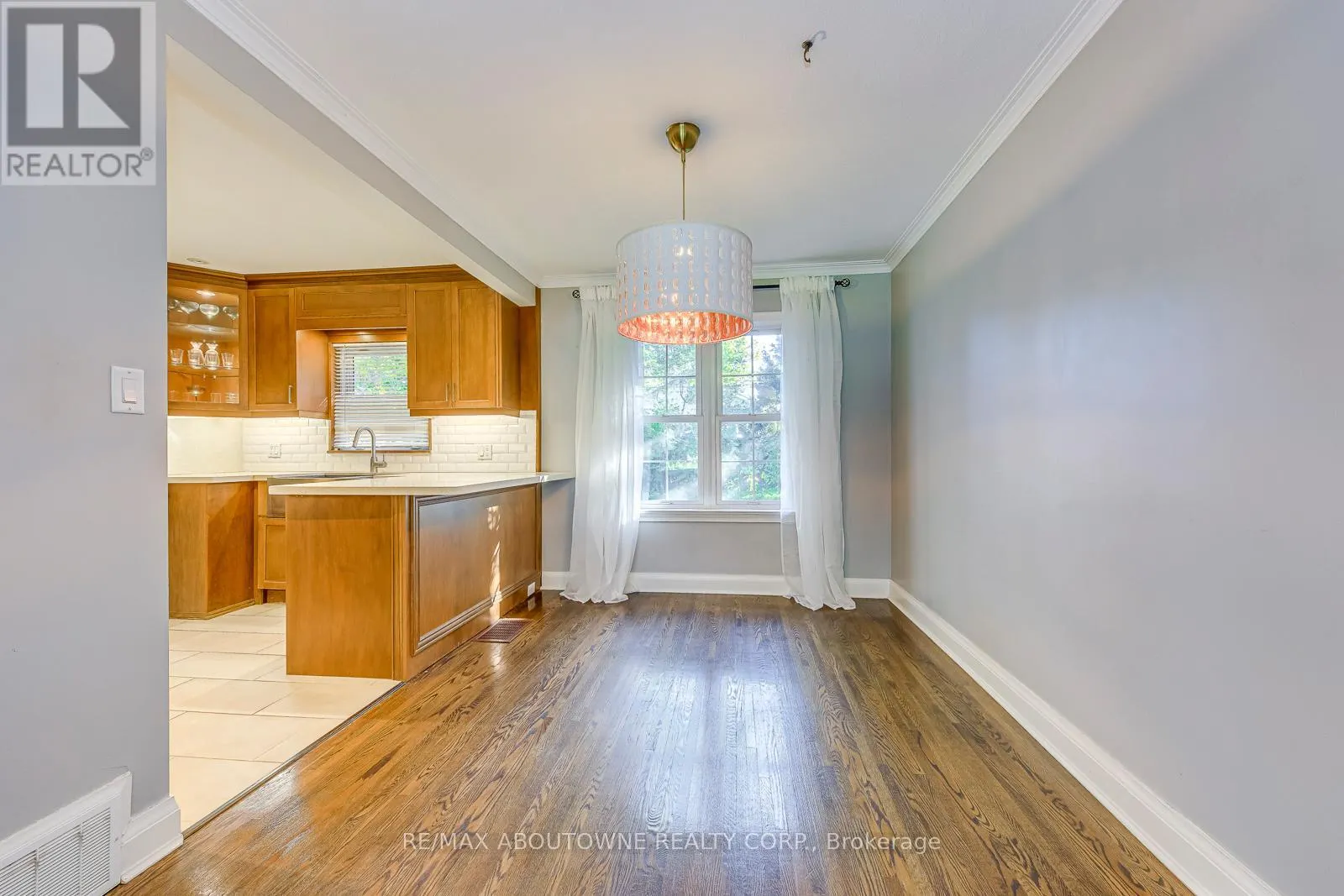 3 GLENN MURRAY DRIVE
