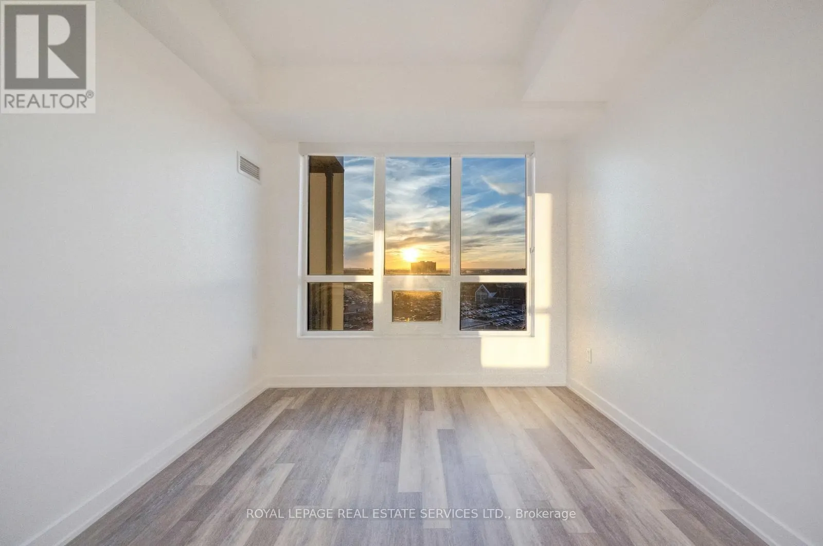 1010 - 4633 GLEN ERIN DRIVE