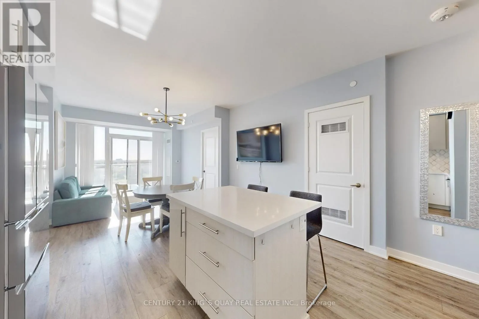 705 - 4677 GLEN ERIN DRIVE