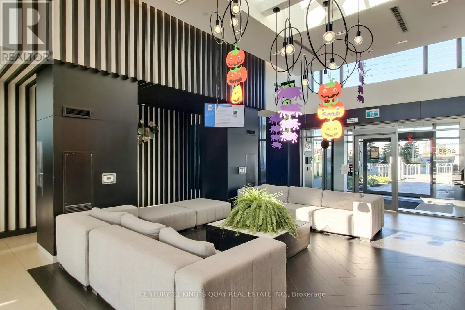 705 - 4677 GLEN ERIN DRIVE