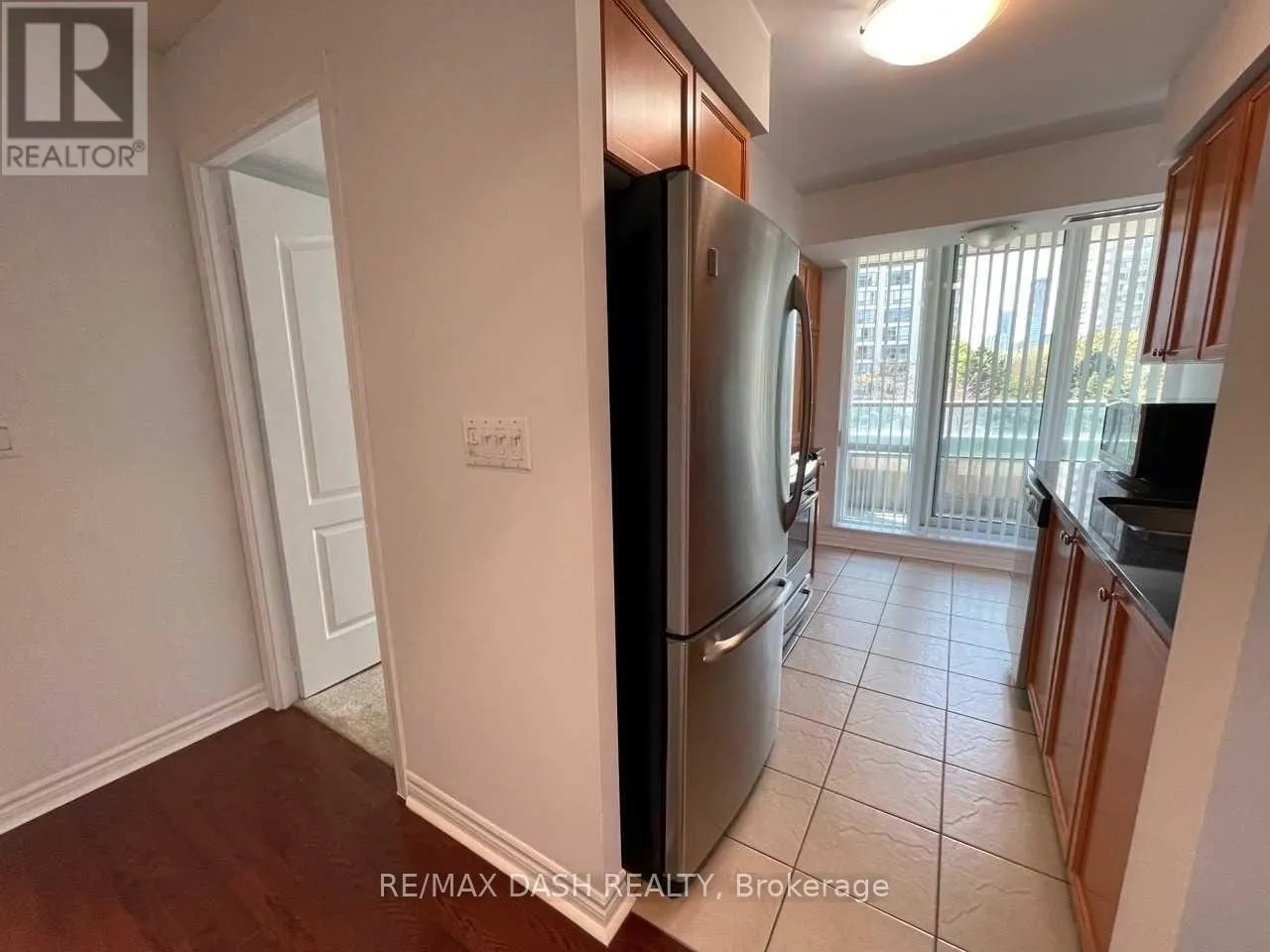 308 - 1 ELM DRIVE W