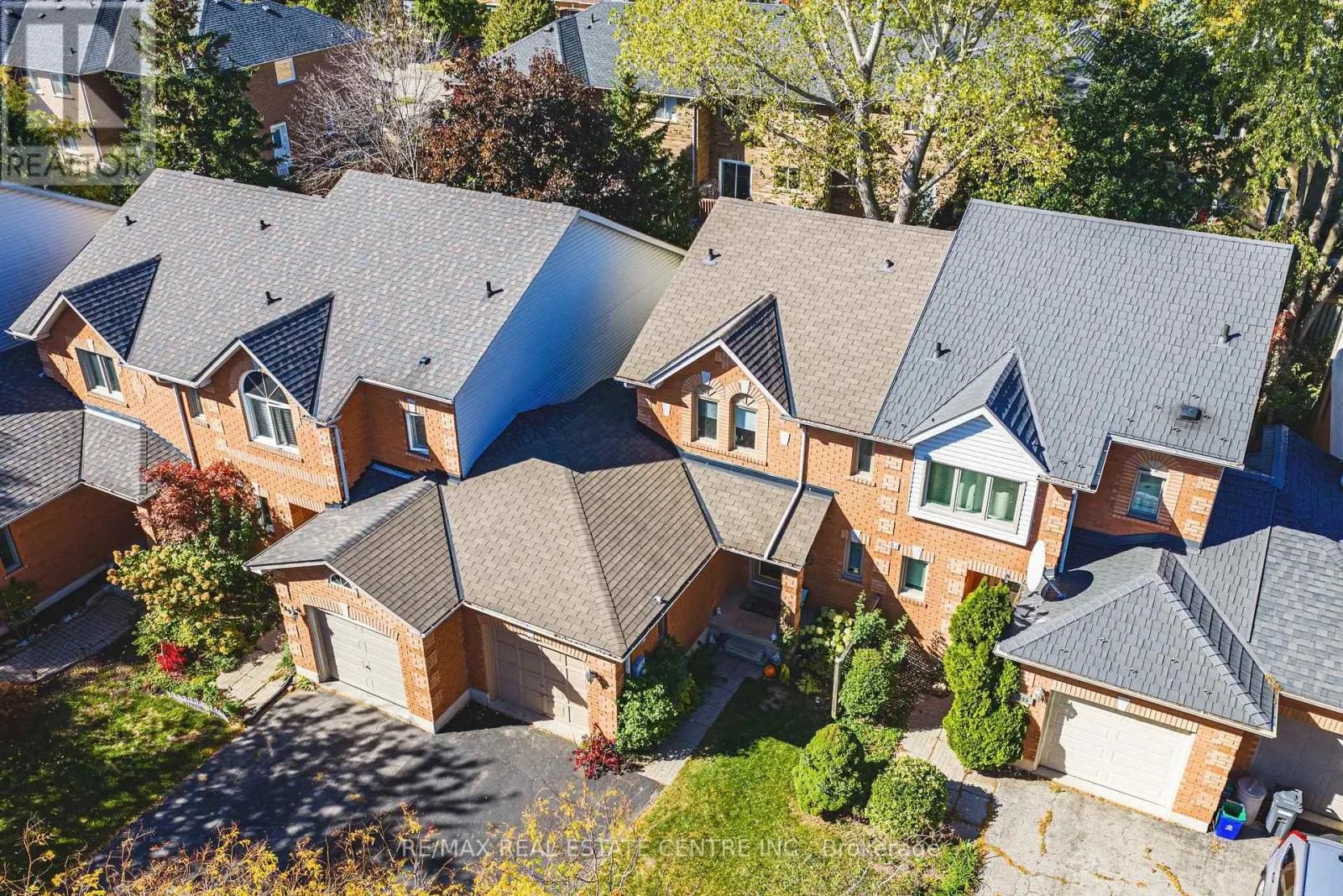487 TAYLOR CRESCENT