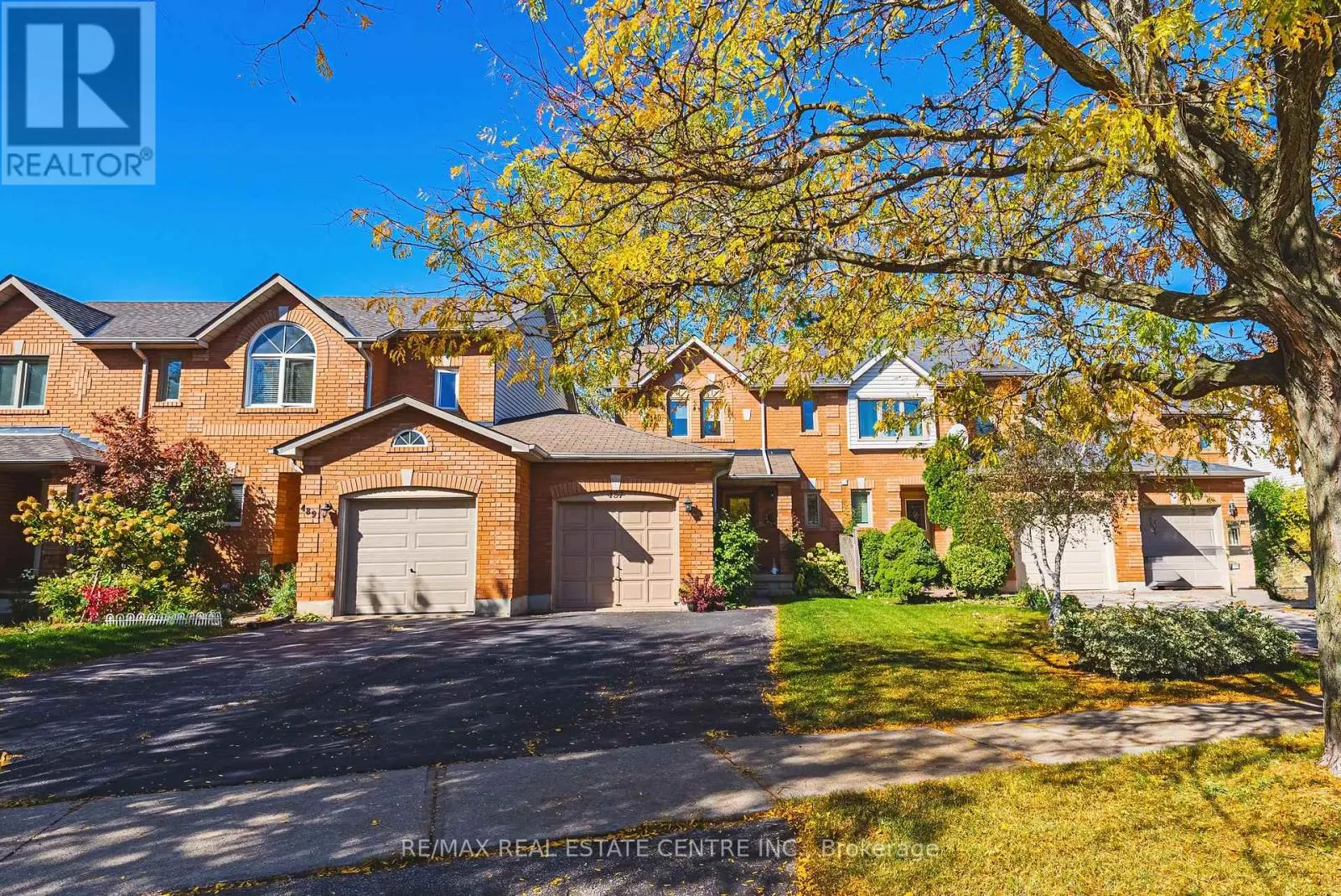 487 TAYLOR CRESCENT