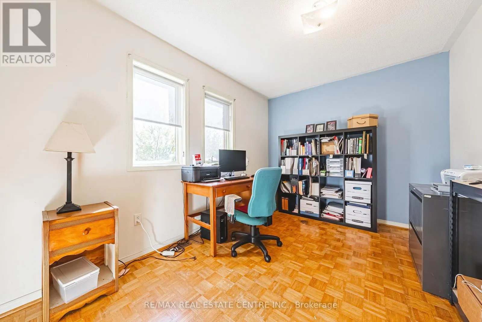 487 TAYLOR CRESCENT