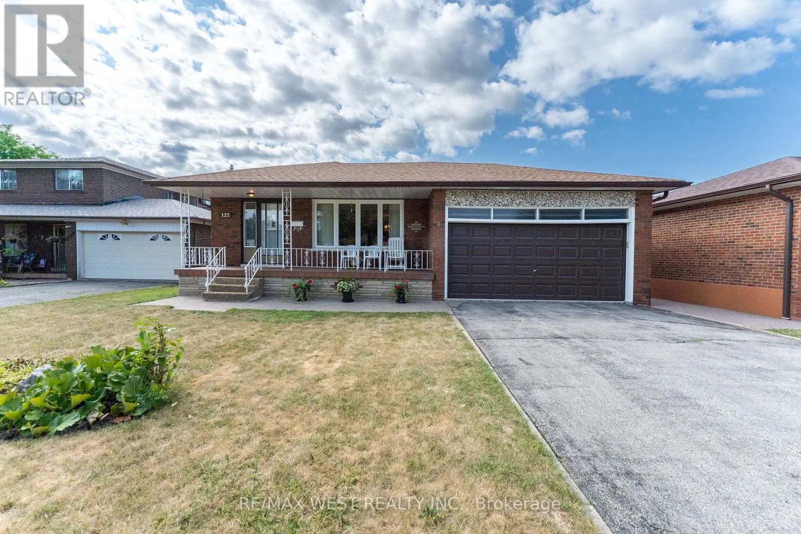 125 HONEYWOOD ROAD