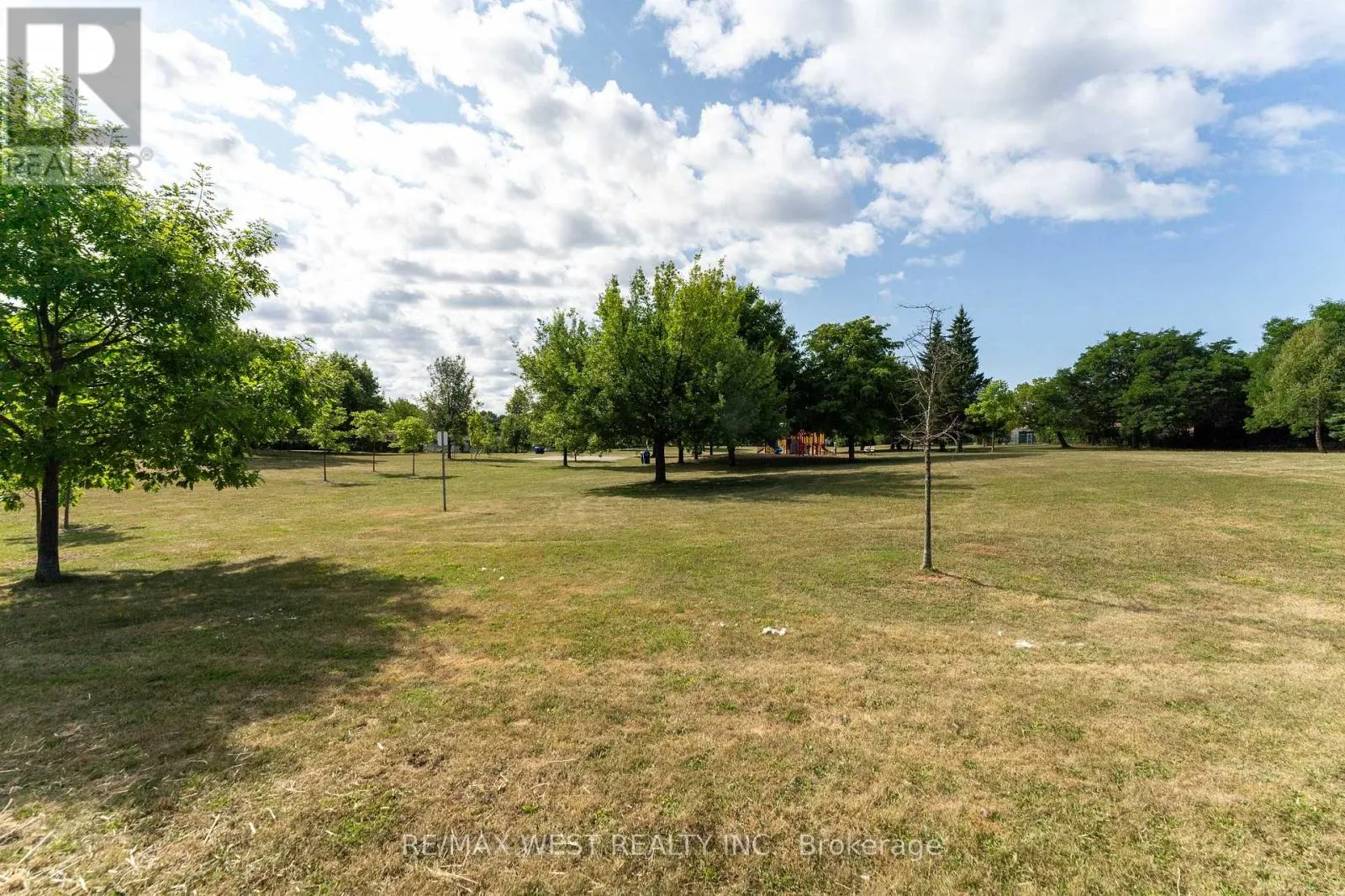 125 HONEYWOOD ROAD
