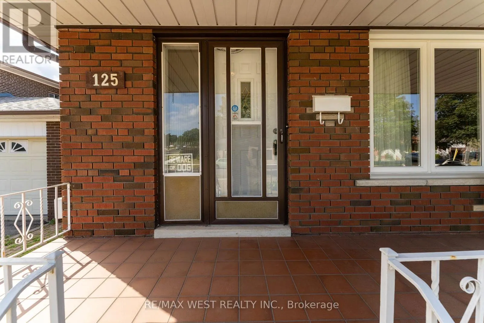 125 HONEYWOOD ROAD