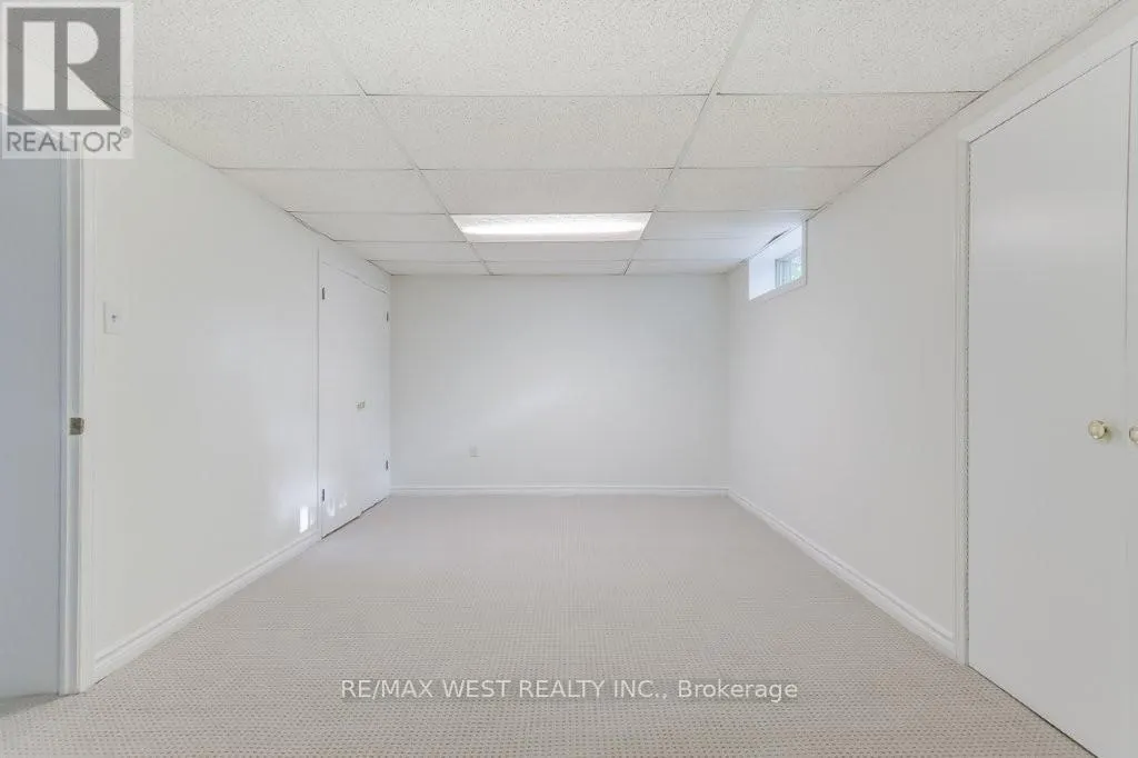 47 BREADNER DRIVE