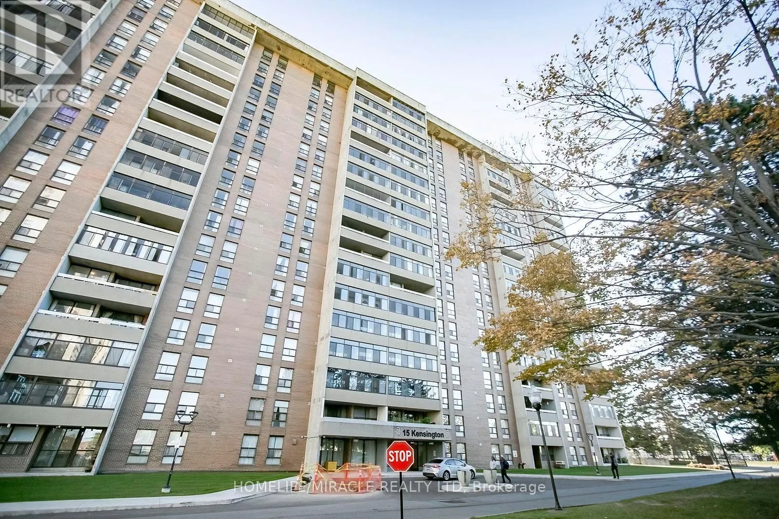 1610 - 15 KENSINGTON ROAD