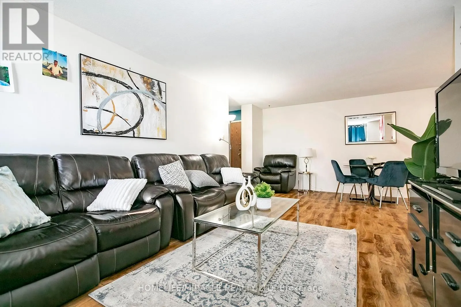 1610 - 15 KENSINGTON ROAD