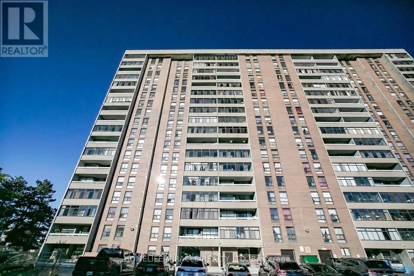 1610 - 15 KENSINGTON ROAD