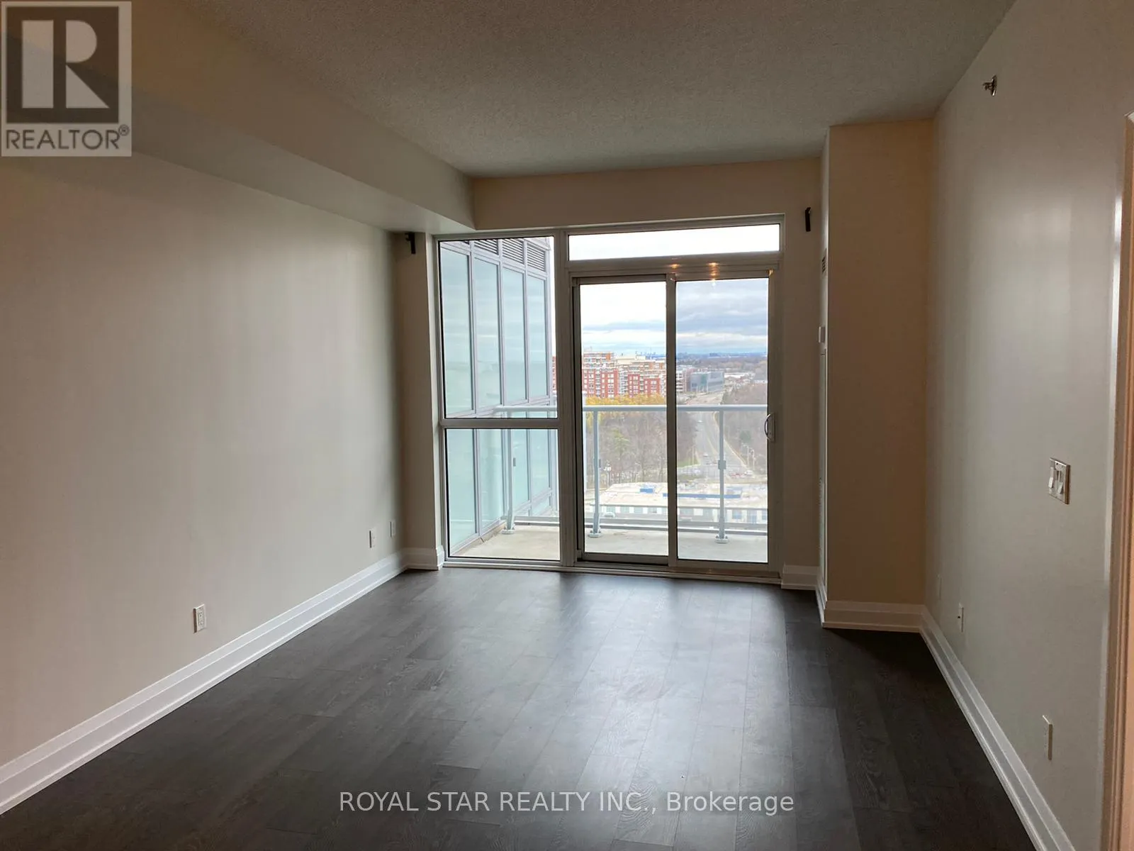 1204 - 65 SPEERS ROAD