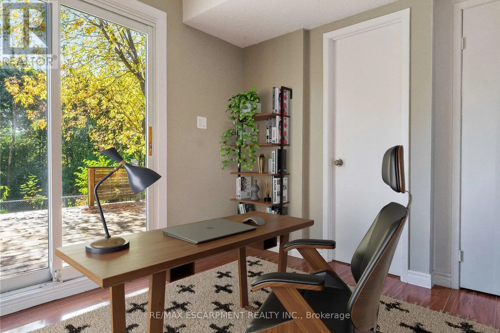 67 - 915 INVERHOUSE DRIVE