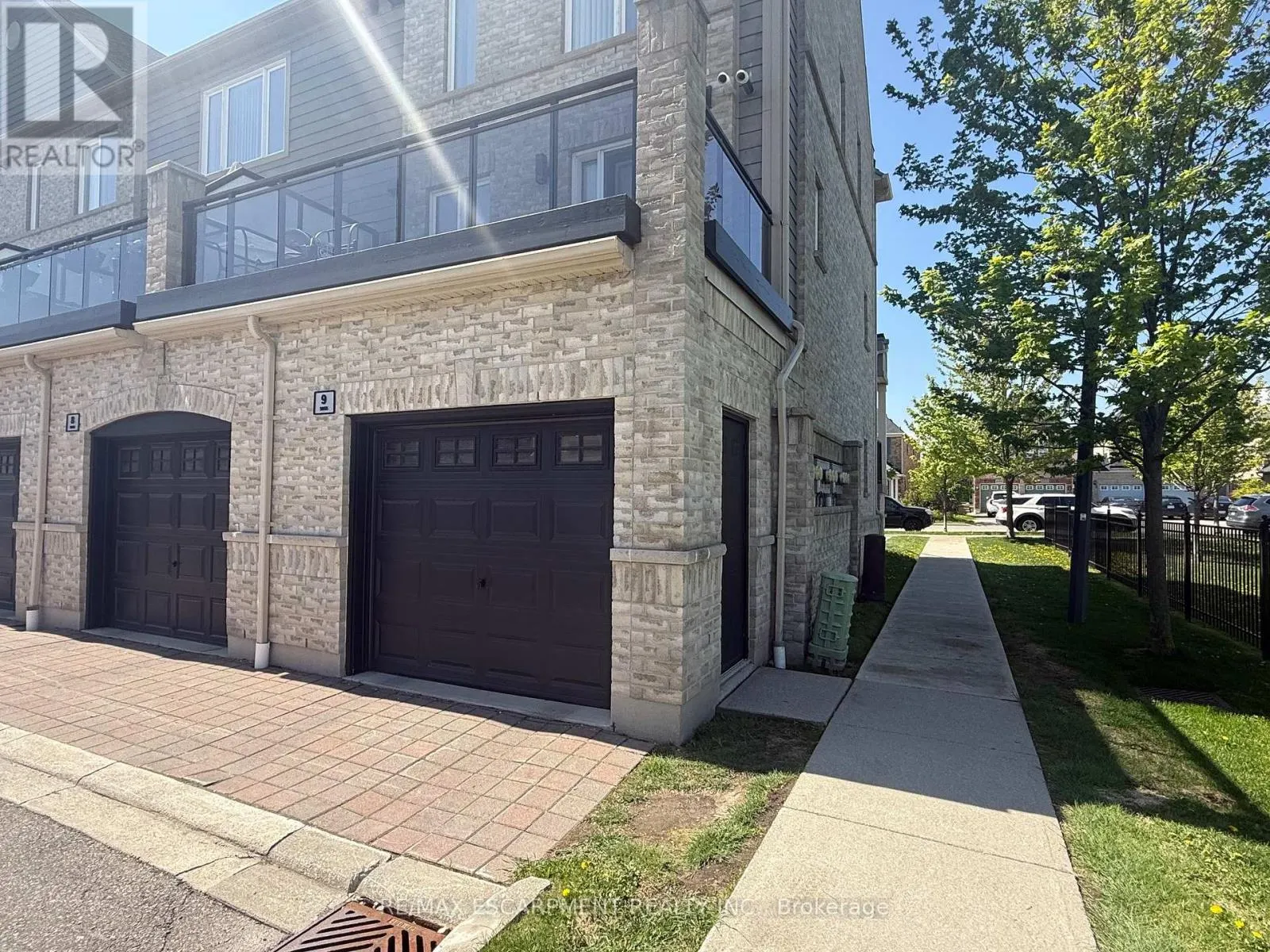 8 - 5055 OSCAR PETERSON BOULEVARD