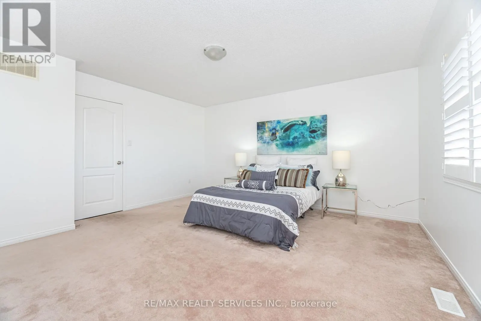 27 SUSSEXVALE DRIVE