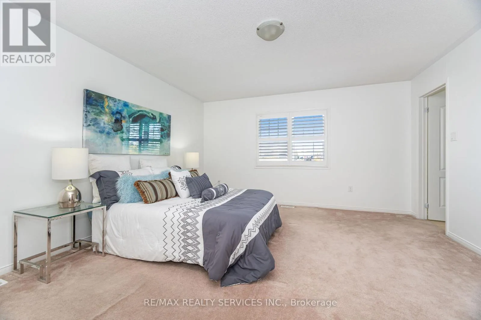 27 SUSSEXVALE DRIVE