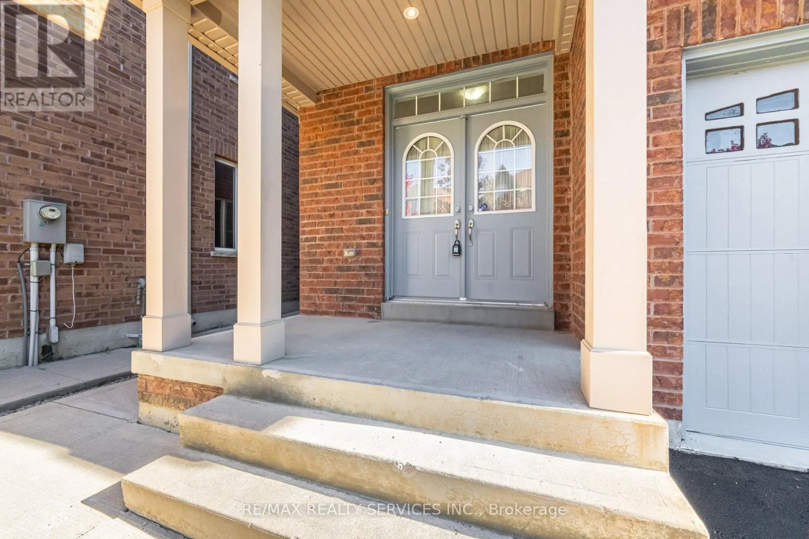 27 SUSSEXVALE DRIVE