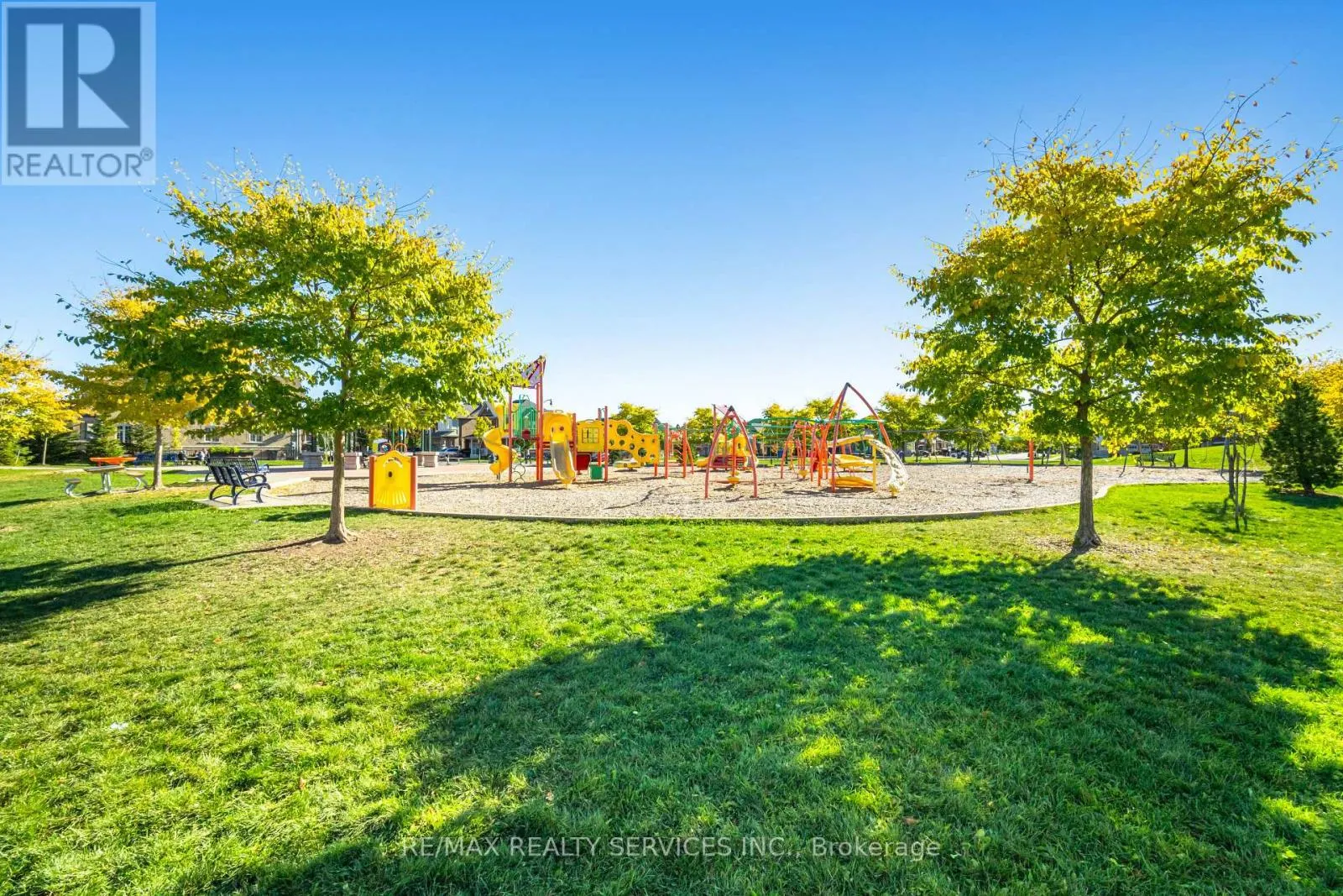 27 SUSSEXVALE DRIVE