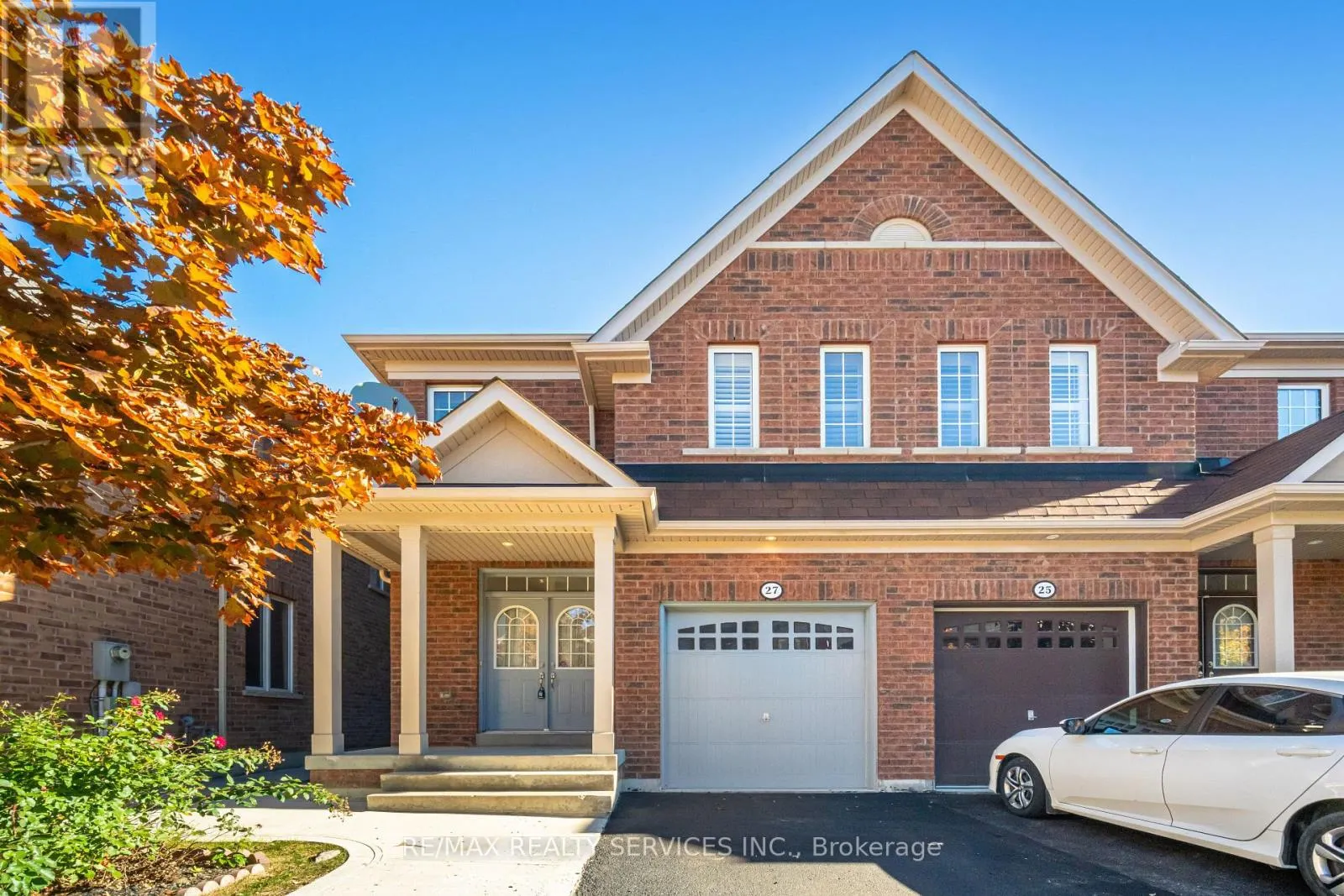 27 SUSSEXVALE DRIVE