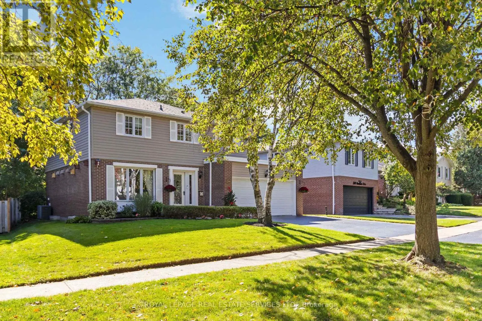 2340 HOMELANDS DRIVE