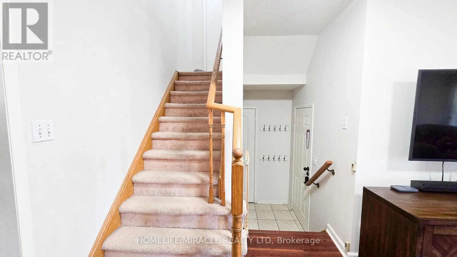 48 BRAMCEDAR CRESCENT