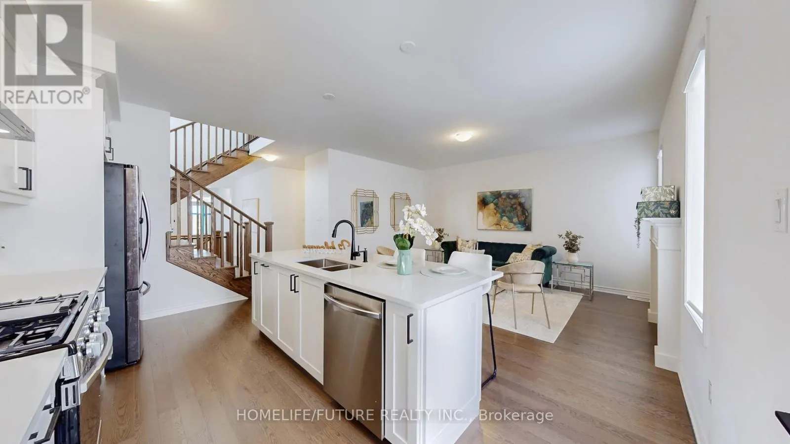 338 MARIGOLD COURT