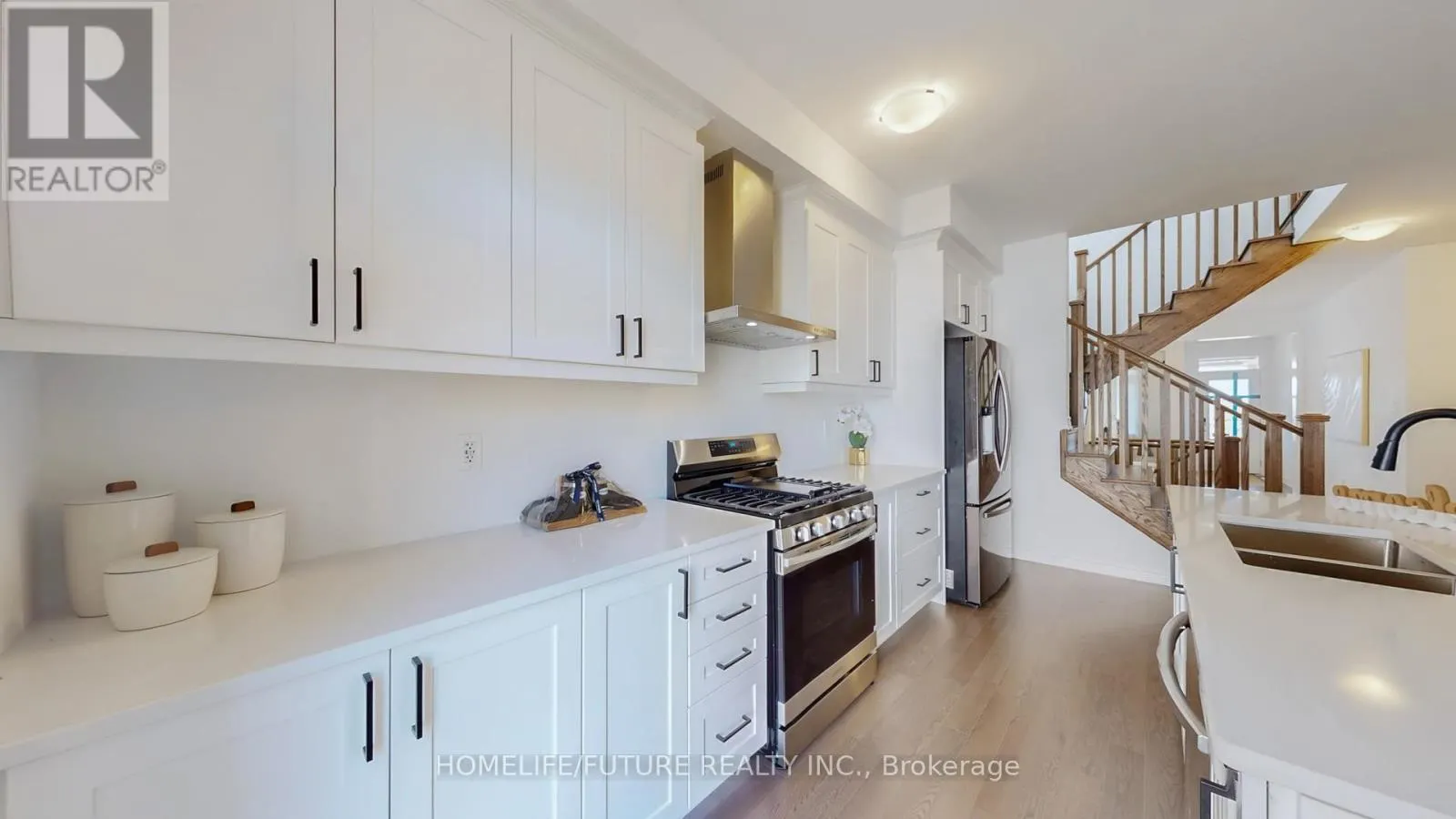 338 MARIGOLD COURT