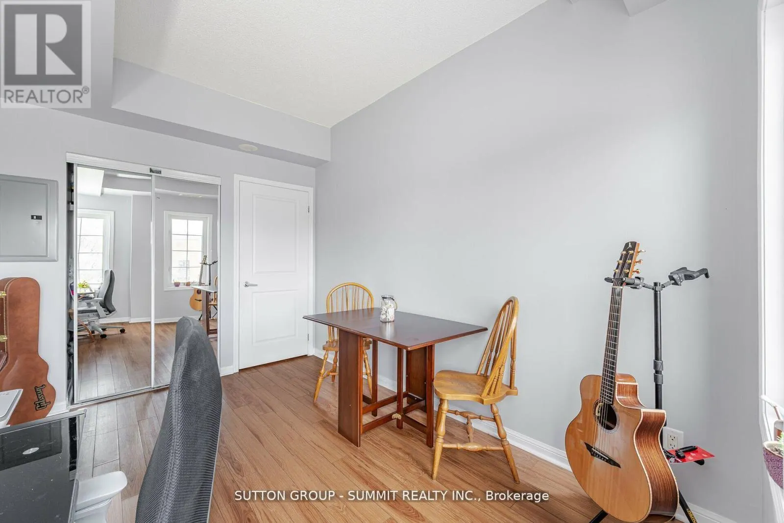 304 - 15 WINDERMERE AVENUE