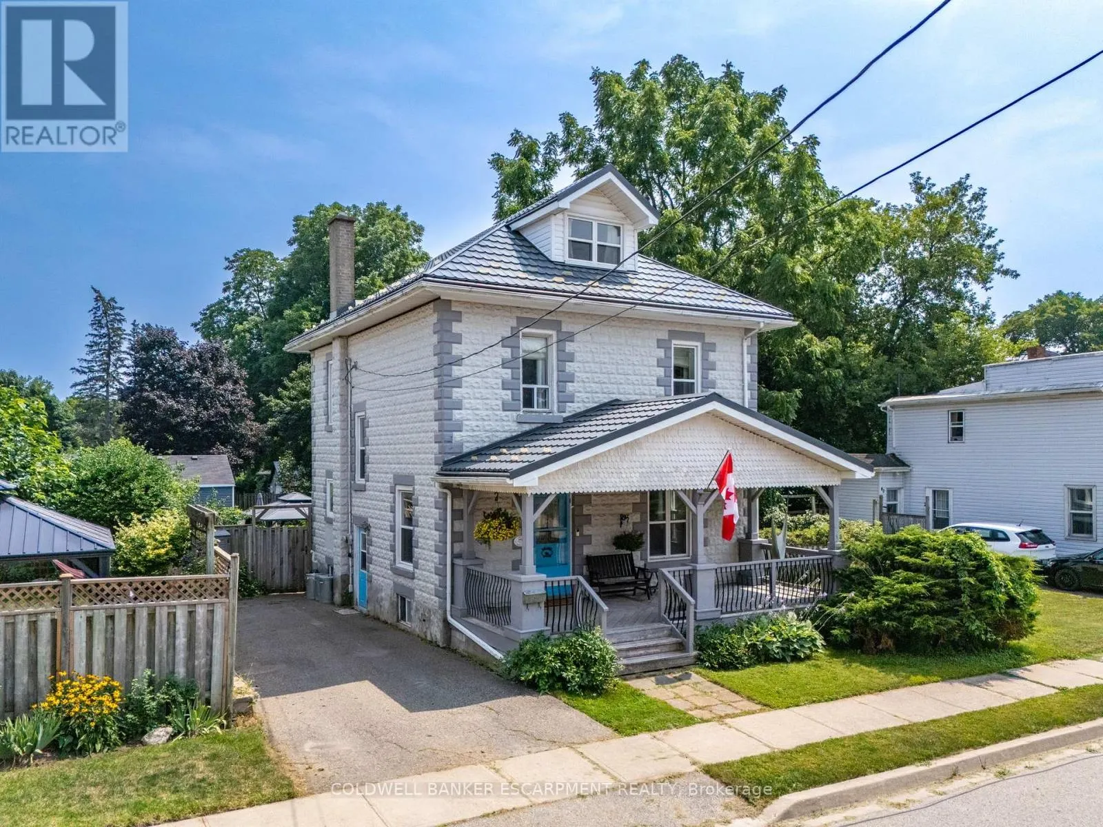 44 CHURCH STREET E