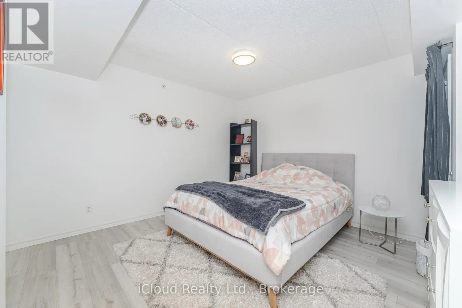111 - 2035 APPLEBY LINE