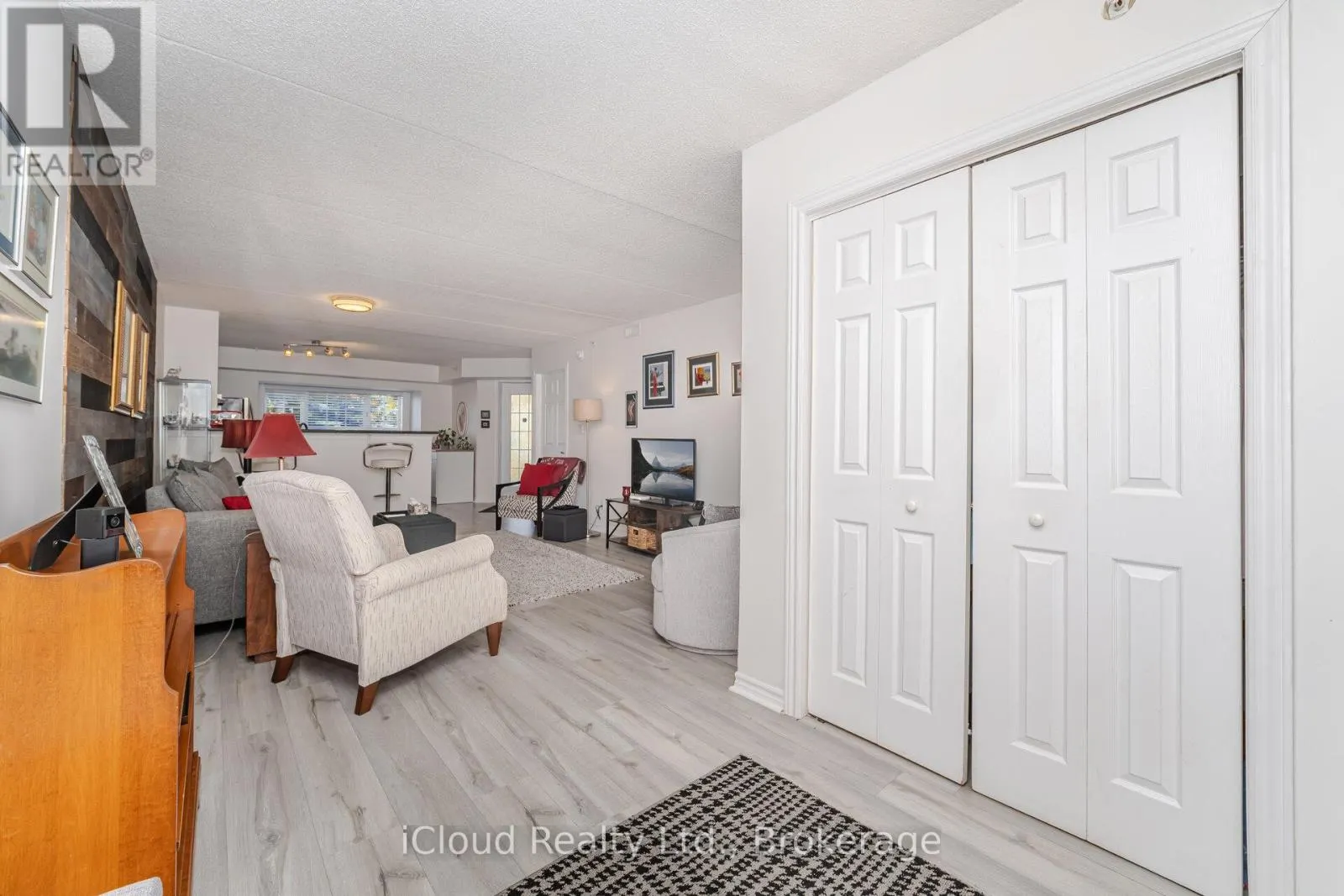 111 - 2035 APPLEBY LINE