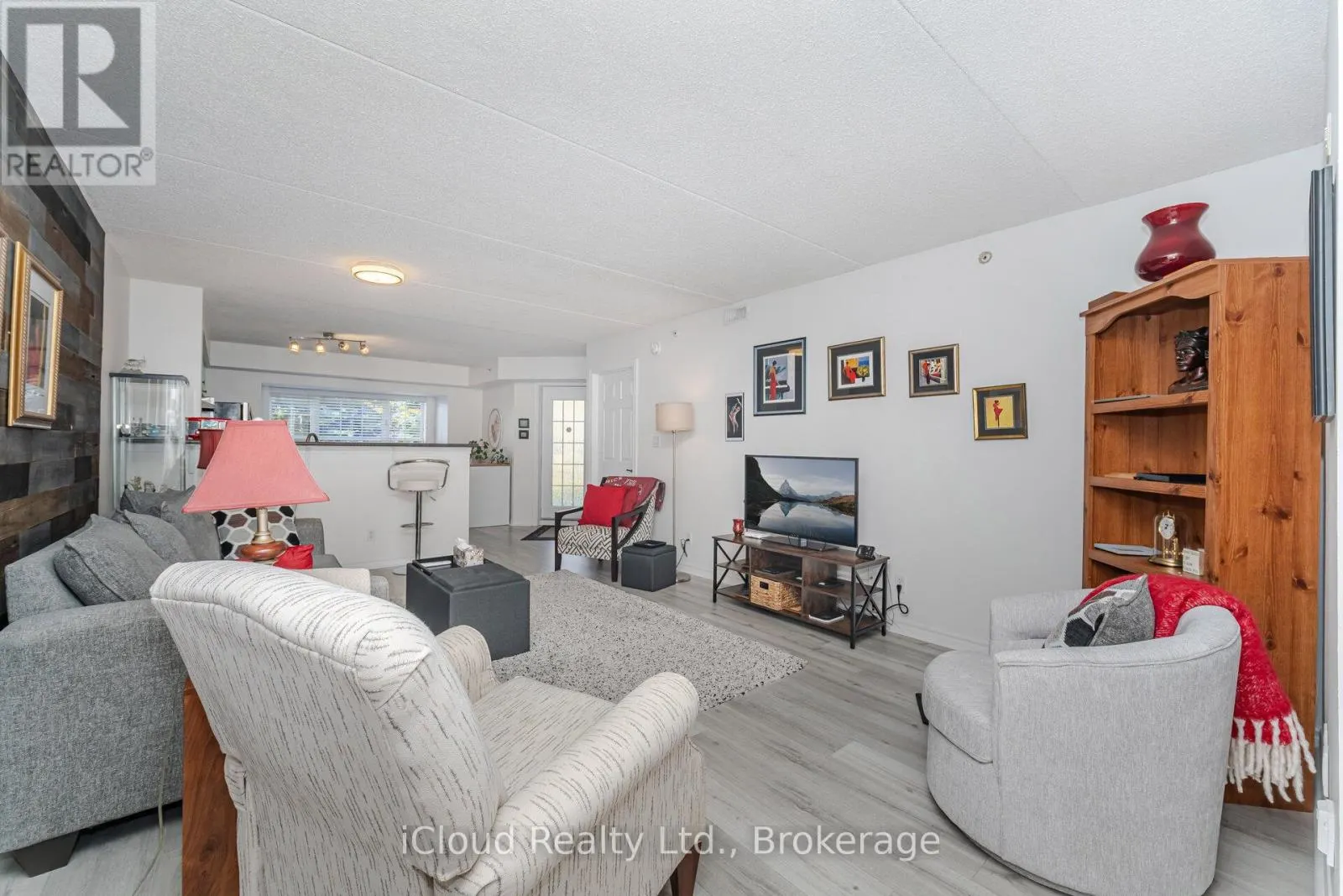 111 - 2035 APPLEBY LINE