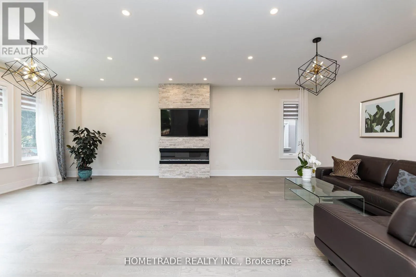 53 CULNAN AVENUE E