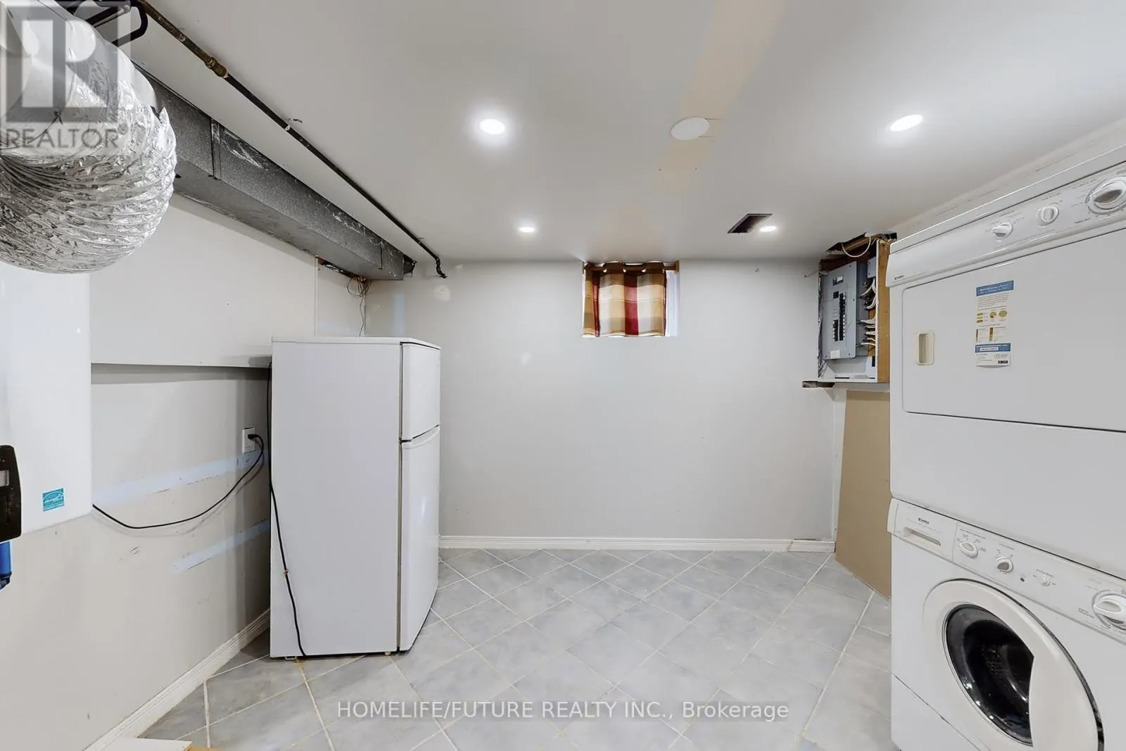 659 BRIDLE WOOD