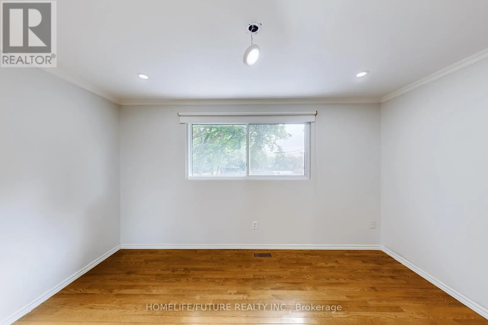 659 BRIDLE WOOD