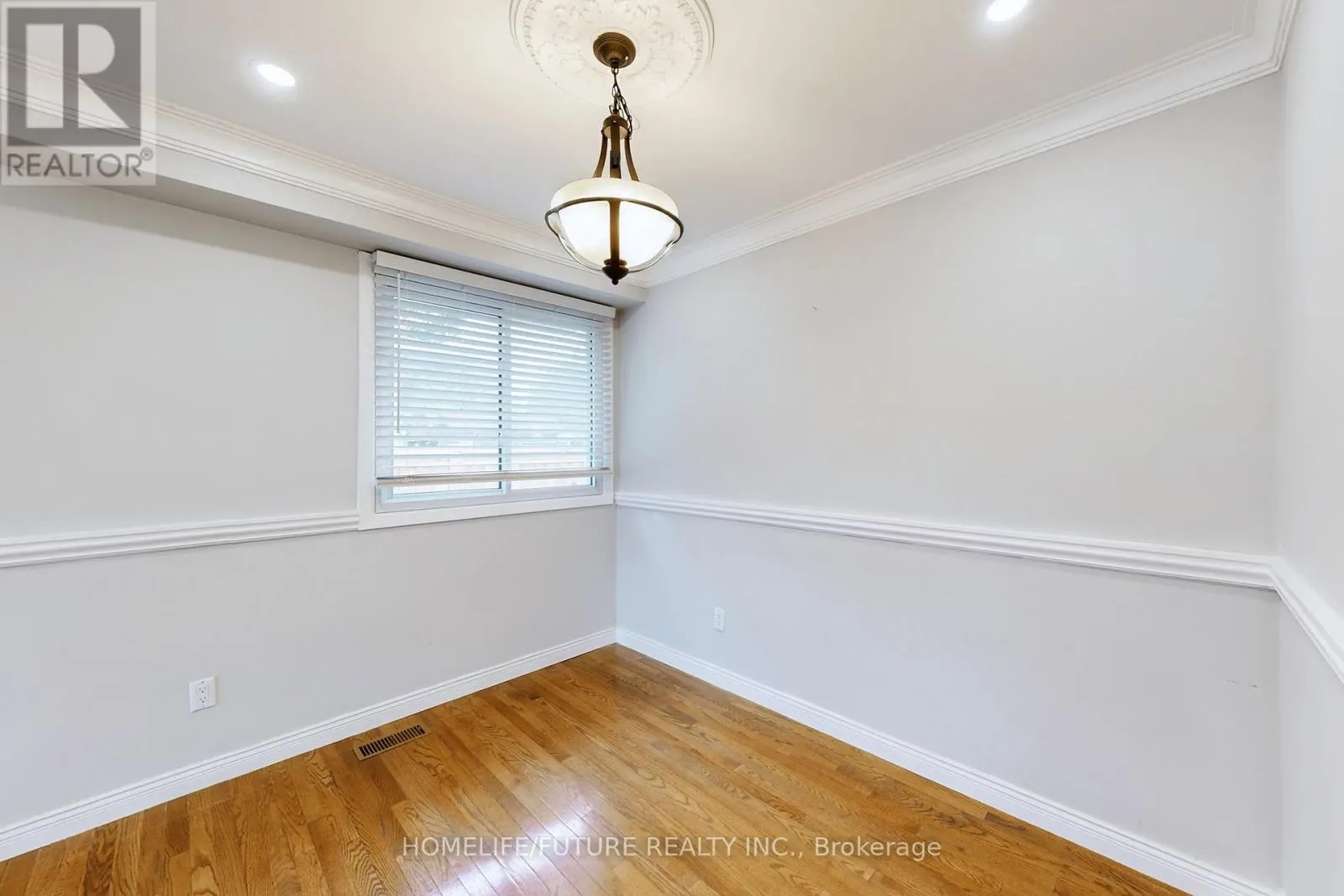 659 BRIDLE WOOD