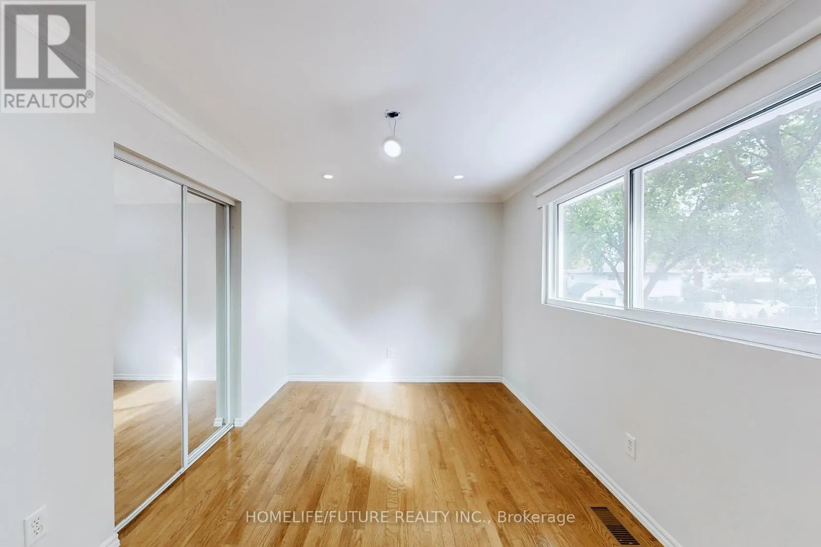 659 BRIDLE WOOD