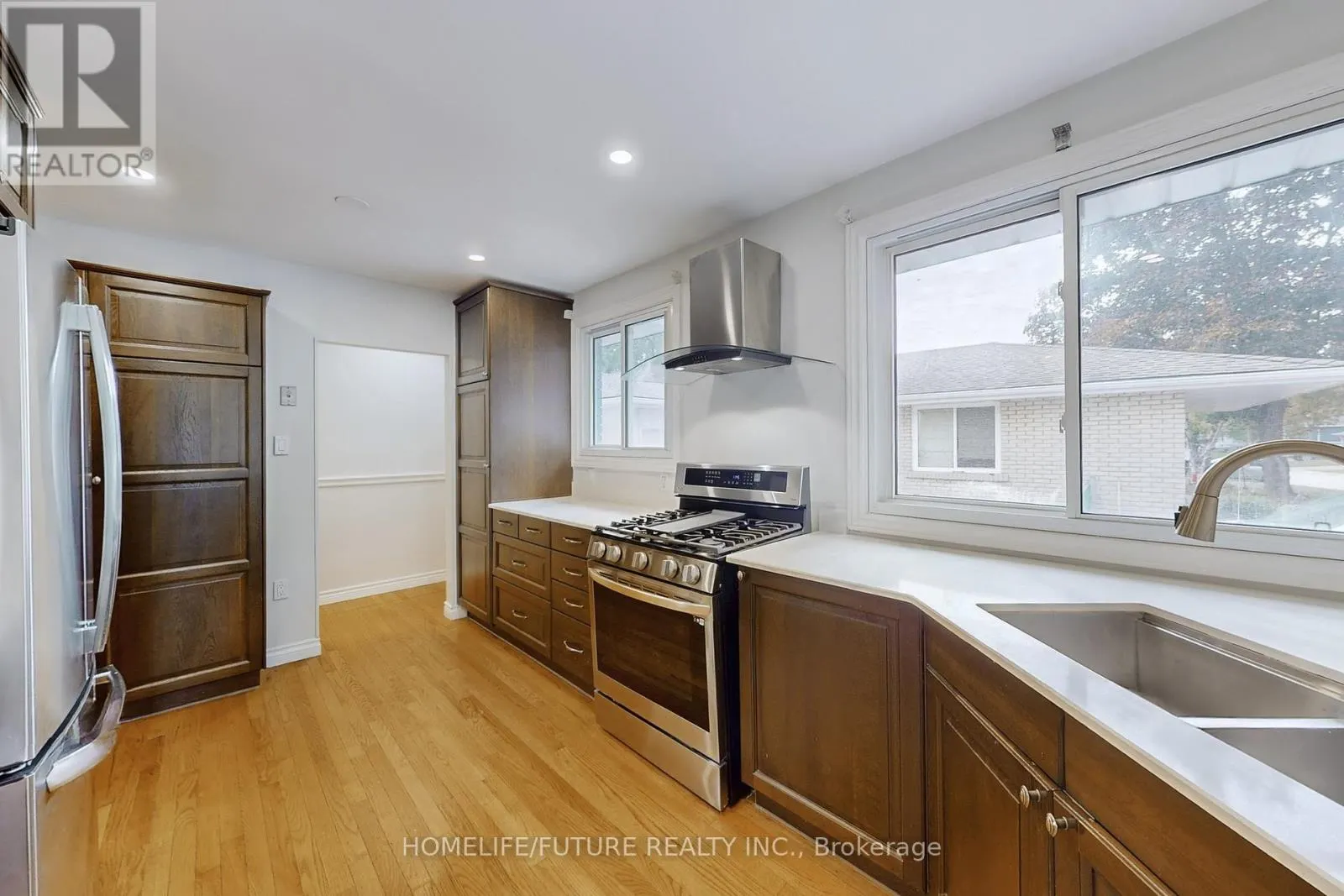 659 BRIDLE WOOD