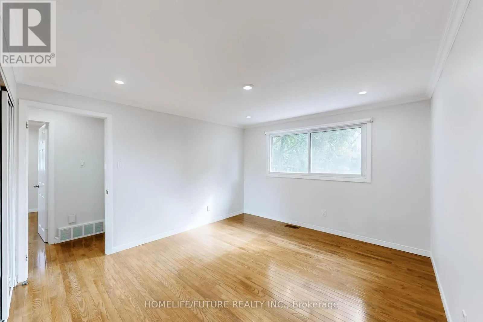 659 BRIDLE WOOD
