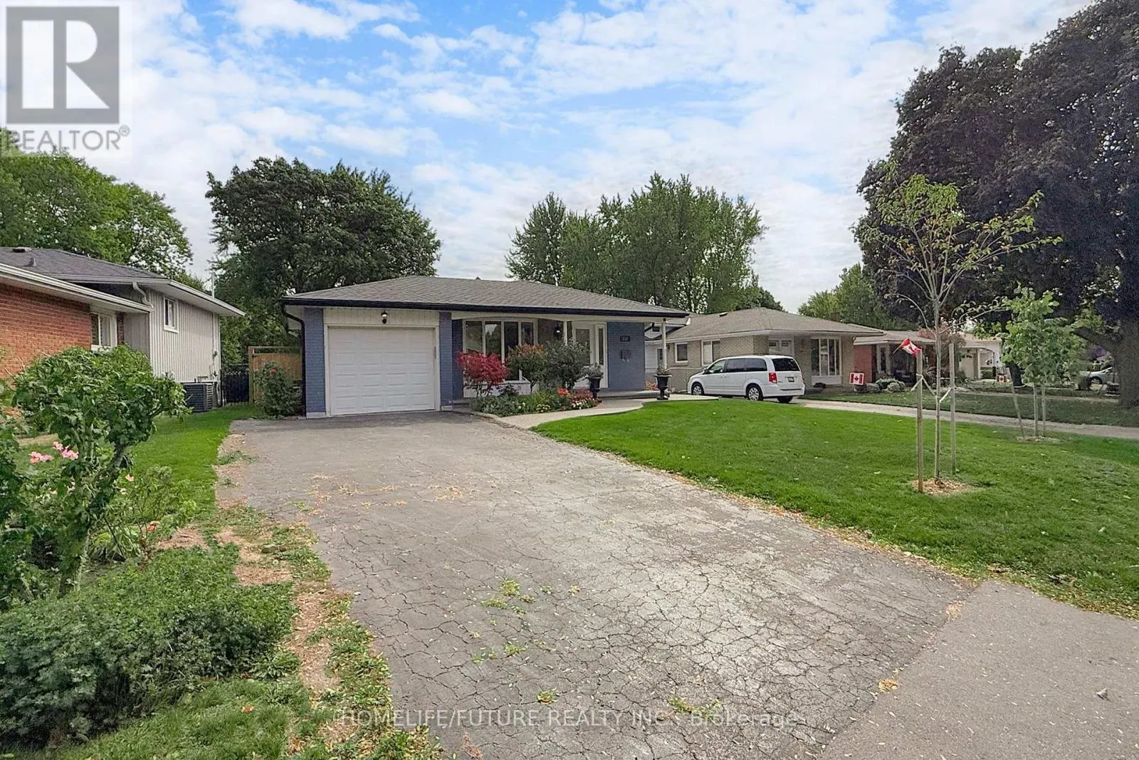 659 BRIDLE WOOD