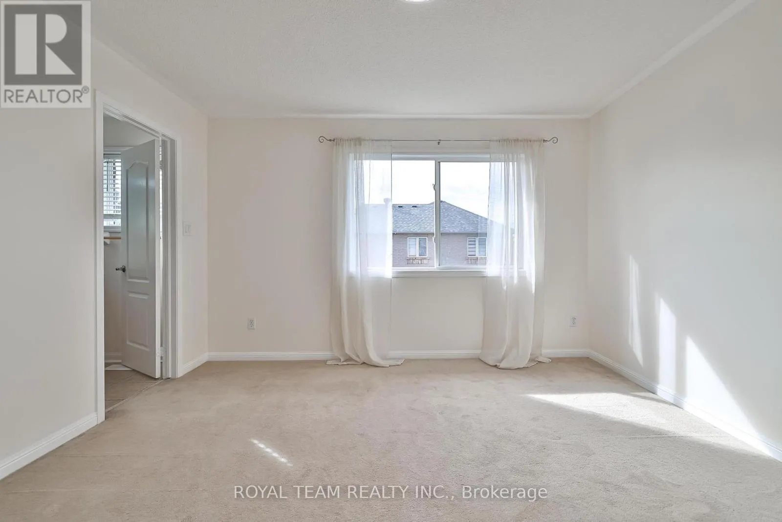 2439 HOLLYBROOK DRIVE