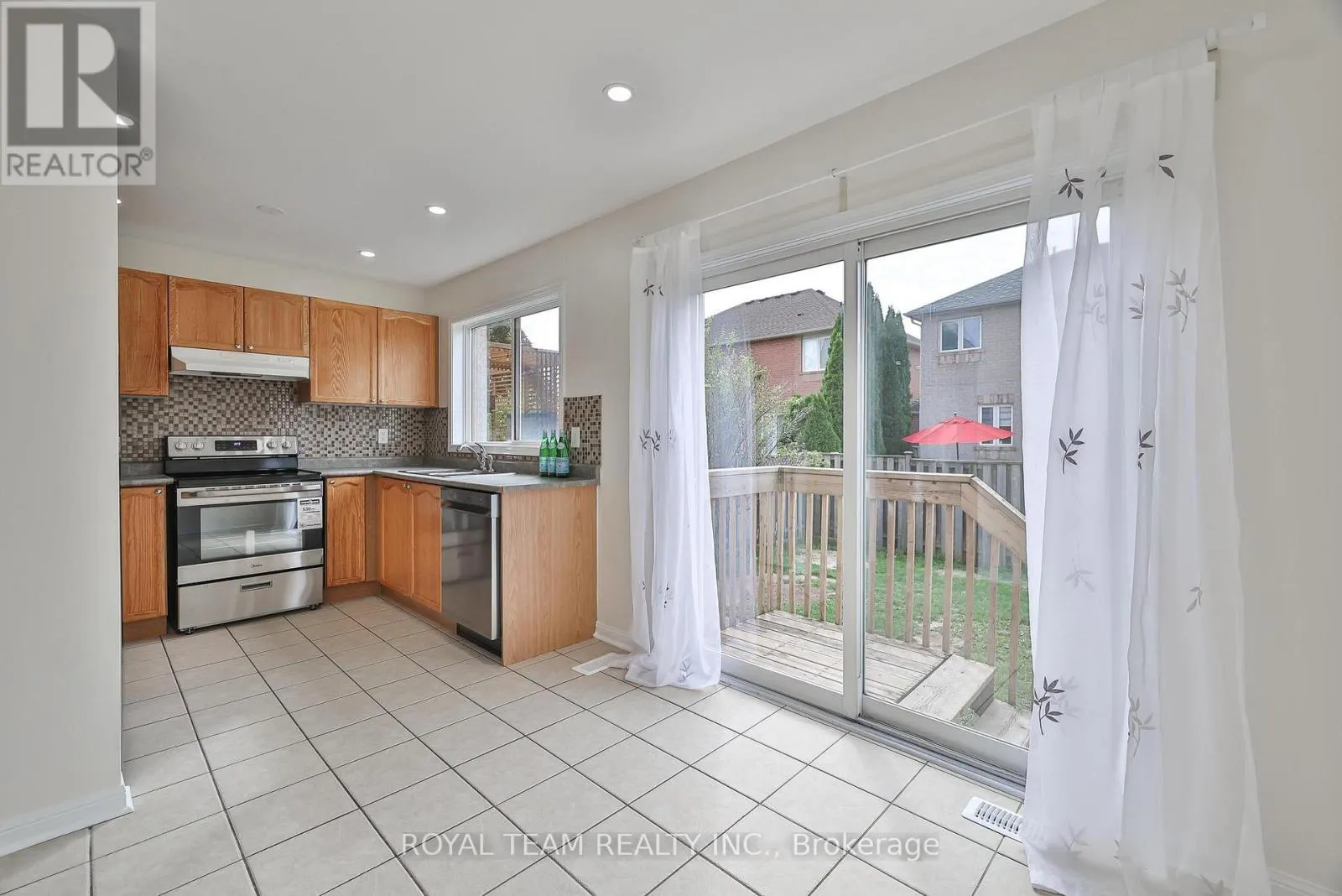 2439 HOLLYBROOK DRIVE