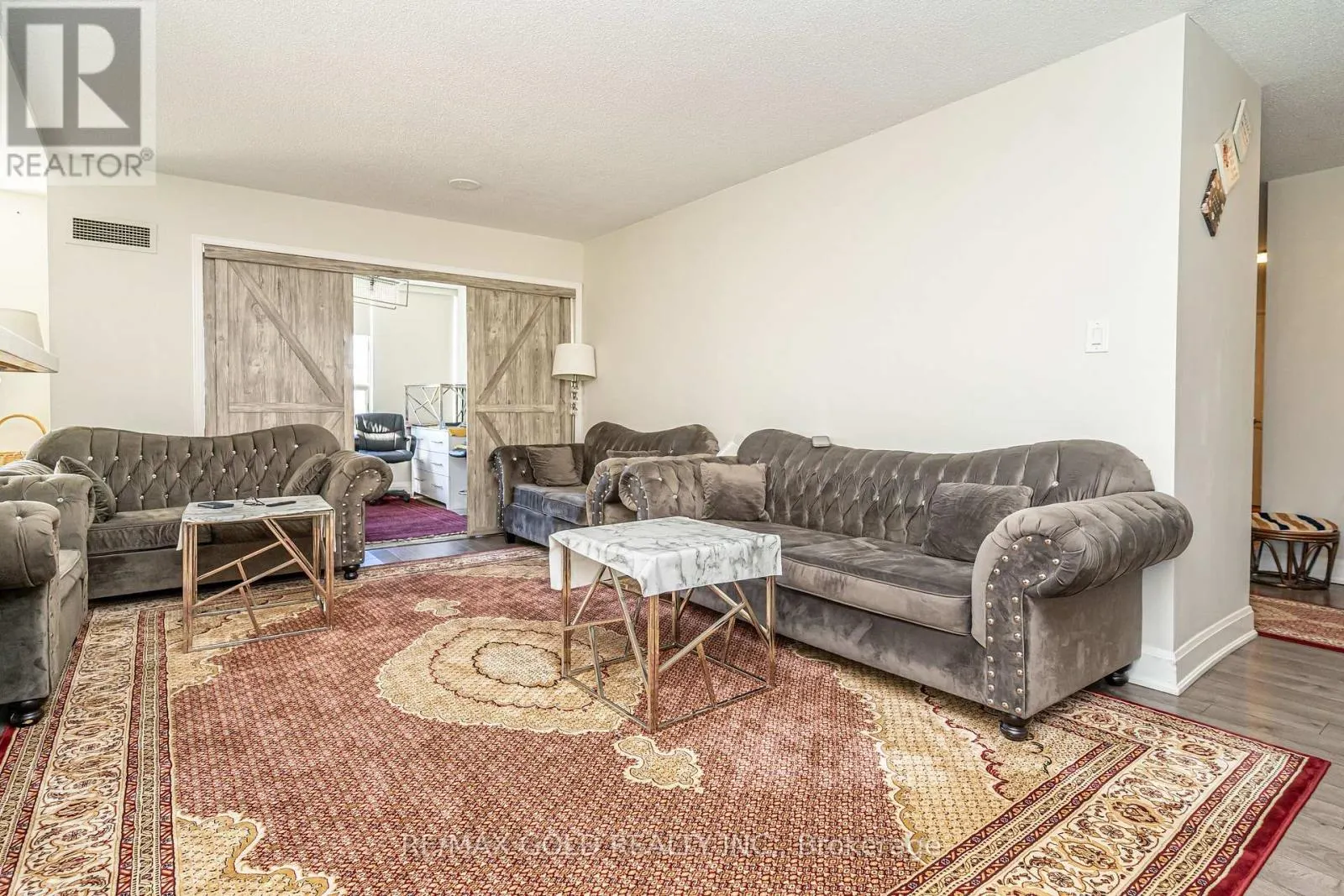 403 - 30 MALTA AVENUE