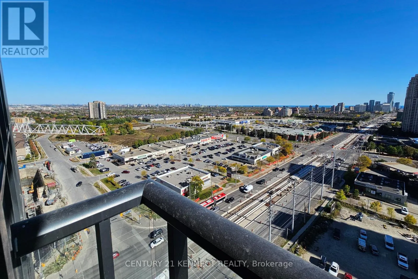 1502 - 15 WATERGARDEN DRIVE
